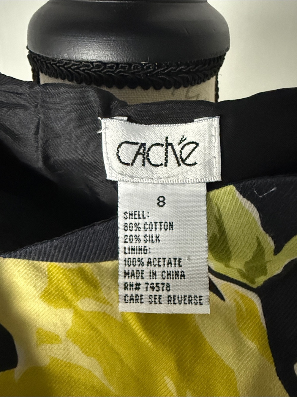 Vintage Caché size 8 Black & Yellow Floral A-Line Women's Skirt - Picture 3 of 6